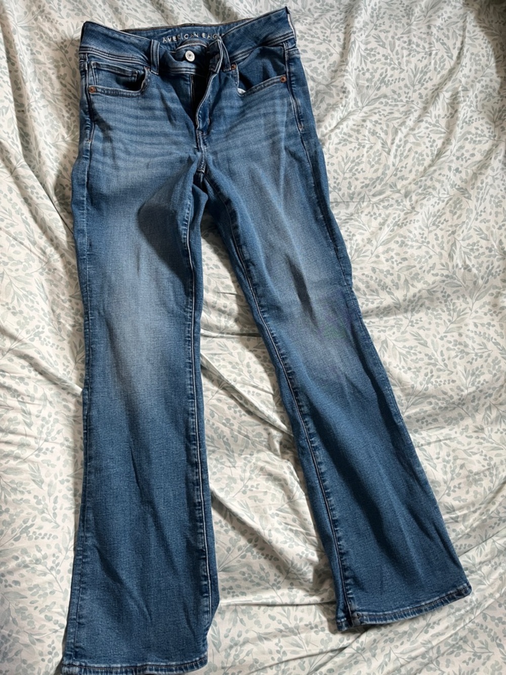 American Eagle Outfitters Light Blue Boyfriend Jeans. Never been worn. NWOT .